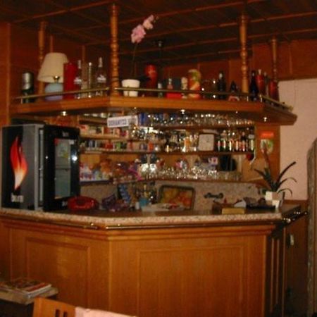 فندق Csini Panzio Drinkbar Gyál المظهر الخارجي الصورة